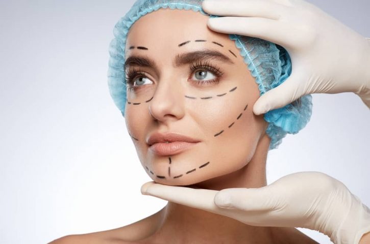 What is the distinction between cosmetic surgeons as well as plastic surgeons?
