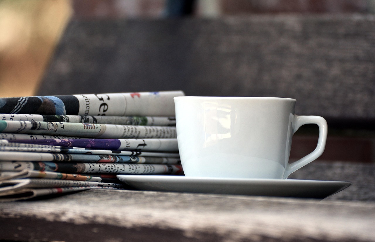 Cup, newspapers, magazines — Dental Video Marketing - How To Get More Patients From YouTube