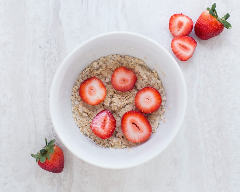 Oatmeal, cereals, strawberries — What Senior Meal Preparation Services in Nashville Include